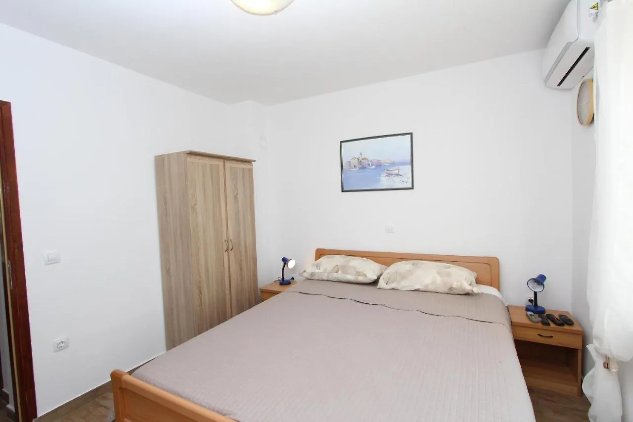 Apartment Gabriel Rovigno 0*,  Croazia